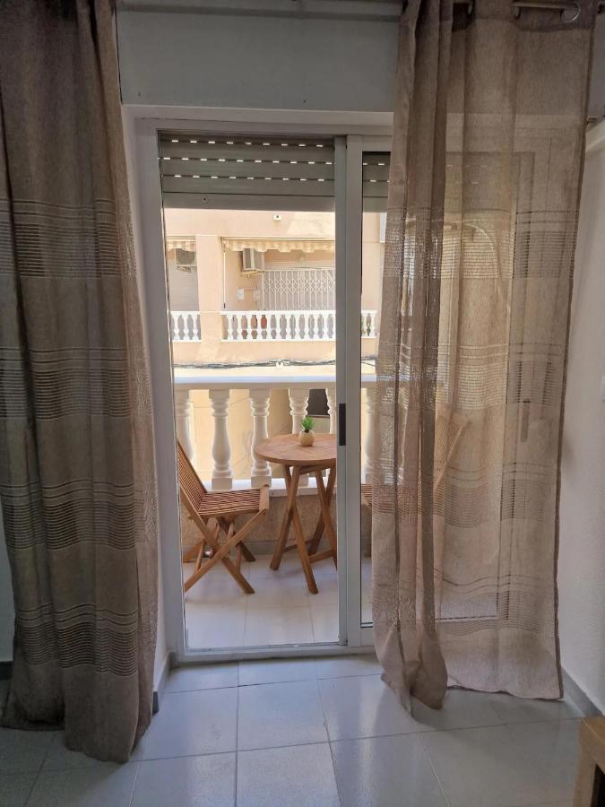 Almudena Apartments Torrevieja Exterior photo